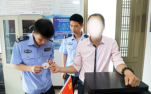 RFID���g(sh��)������Ѫ�Ӳɼ��������еđ�(y��ng)�÷���